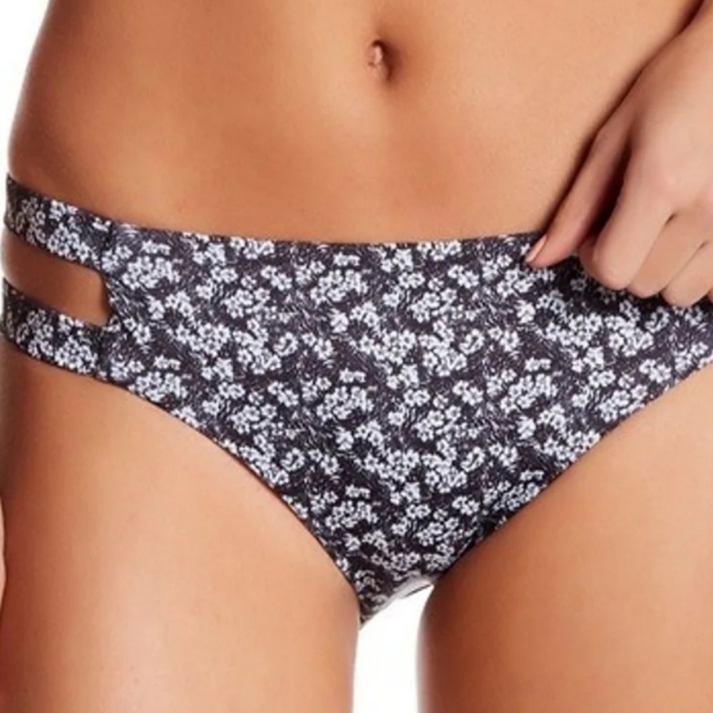 Tavik Chloe Full Bottom Bikini in Fern size XS